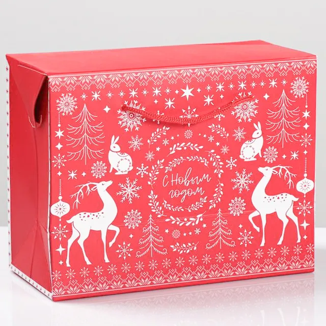 Пакет-коробка 'Волшебство праздника'